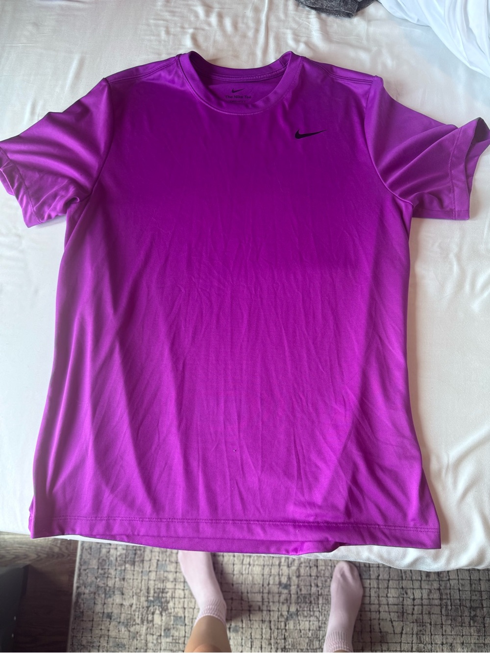 Nike Men's Magenta Short Sleeve Performance Tee